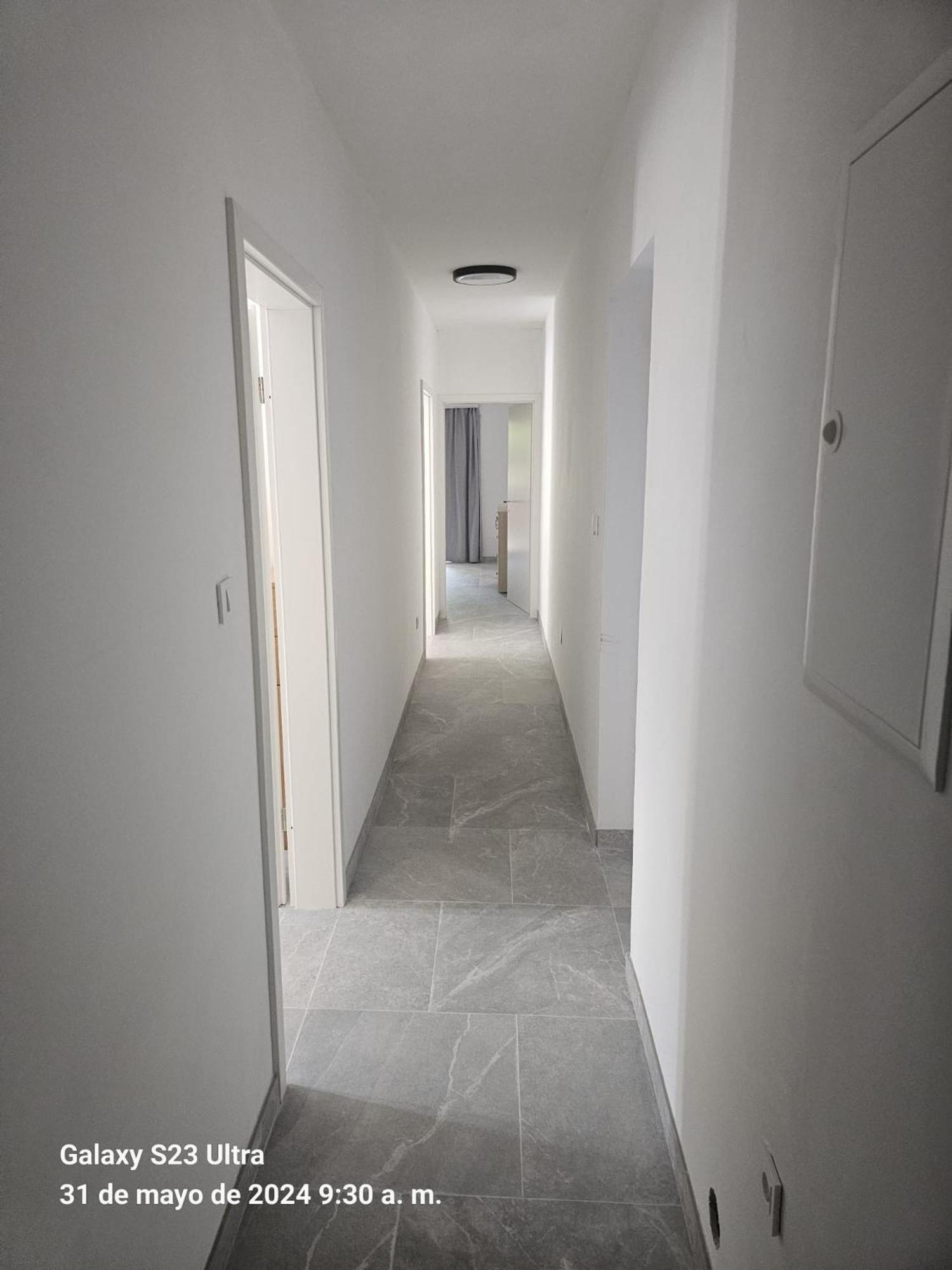Laguna Marta Vodice Rom bilde